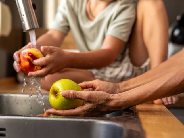 Washing produce
