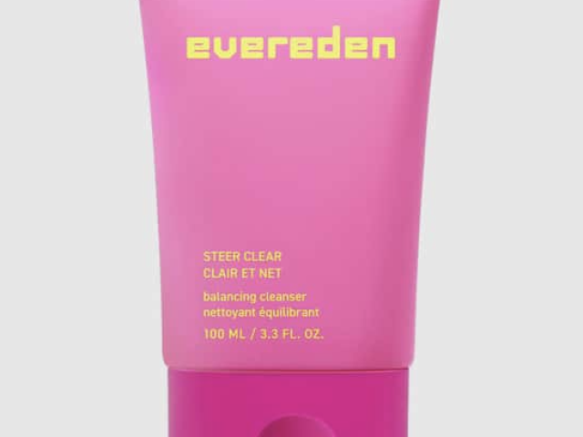 Evereden Steer Clear Balancing Cleanser