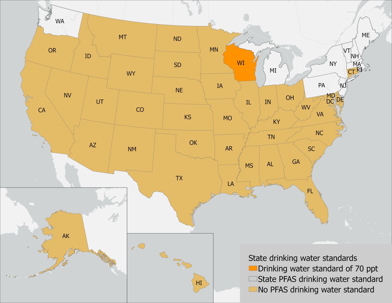 Map showing U.S. state drinking water standards, highlighting Wisconsin with its own standard.