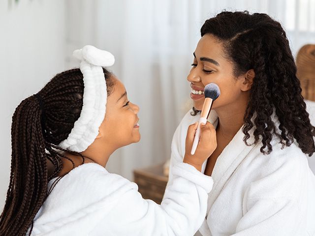 Support safer cosmetics