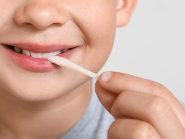 Child chewing gum