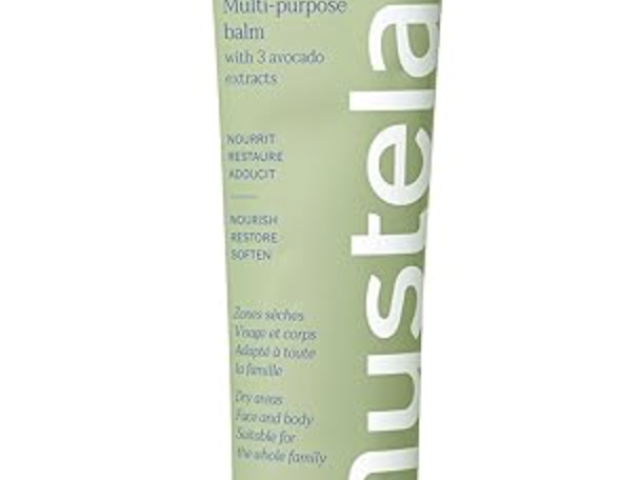 Green tube of Mustela universal balm with avocado extracts, 75 ml.
