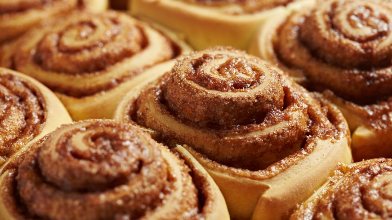 Plate of cinnamon rolls
